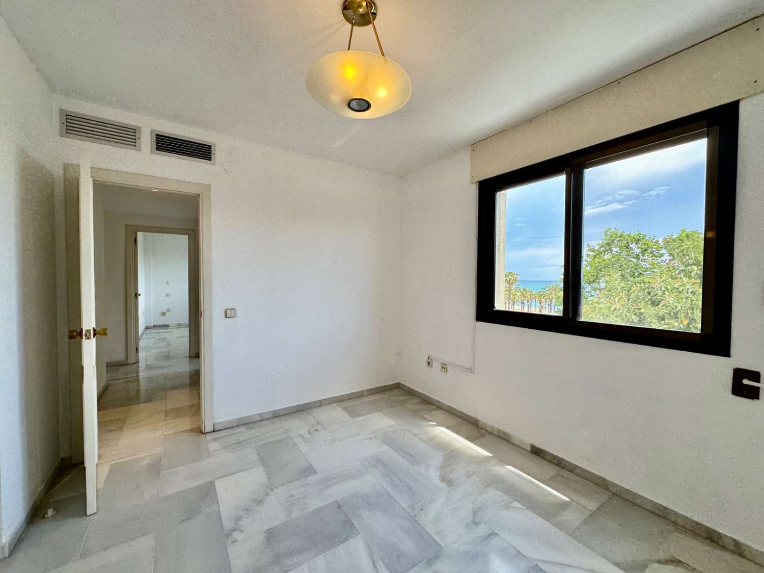 Apartment for sale in Torremolinos