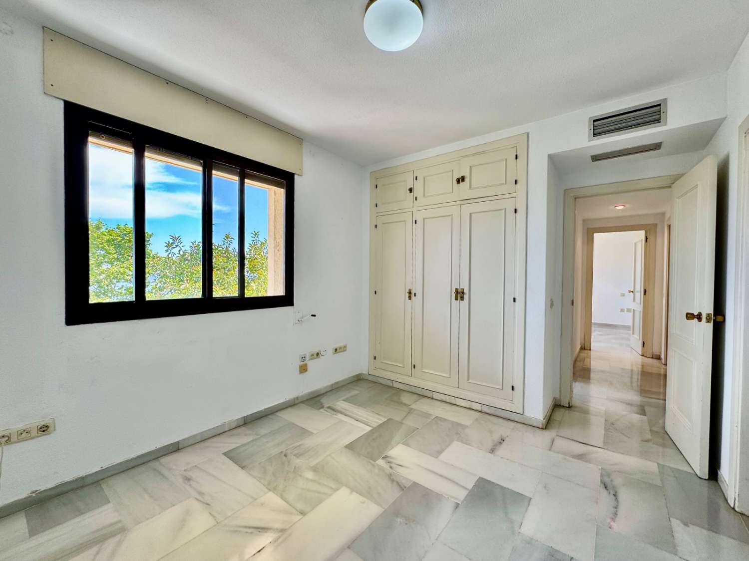 Apartment for sale in Torremolinos